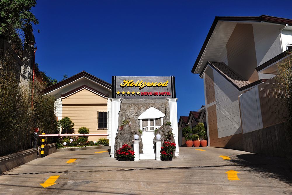 Hollywood Drive-In Hotel Baguio City Esterno foto