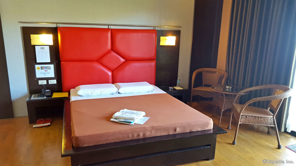 Hollywood Drive-In Hotel Baguio City Esterno foto